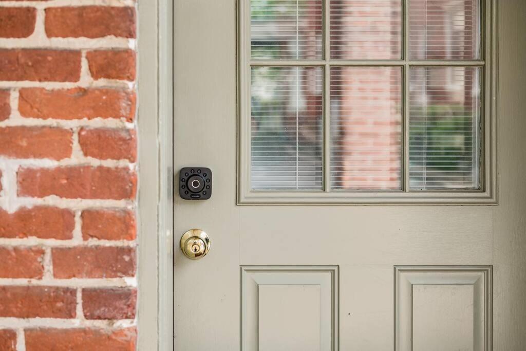 The Long Run - 2 Ca King Sized Beds+ - Sleeps 8-10 Apartment Lynchburg Bagian luar foto