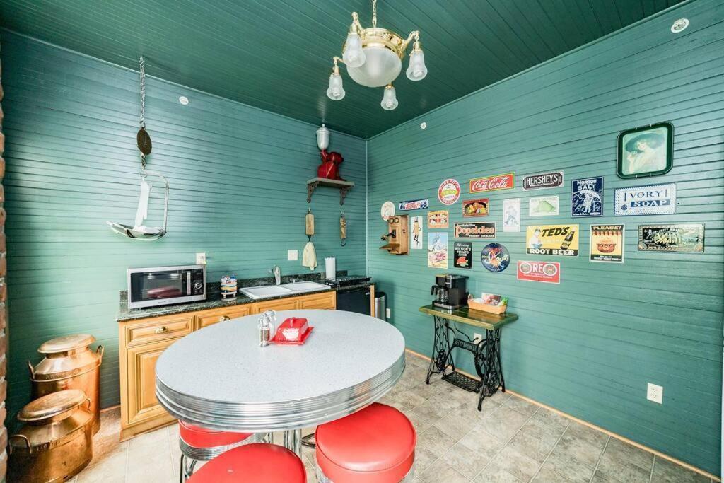 The Long Run - 2 Ca King Sized Beds+ - Sleeps 8-10 Apartment Lynchburg Bagian luar foto