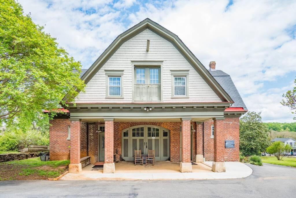 The Long Run - 2 Ca King Sized Beds+ - Sleeps 8-10 Apartment Lynchburg Bagian luar foto