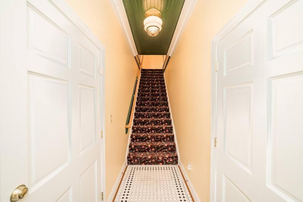 The Long Run - 2 Ca King Sized Beds+ - Sleeps 8-10 Apartment Lynchburg Bagian luar foto