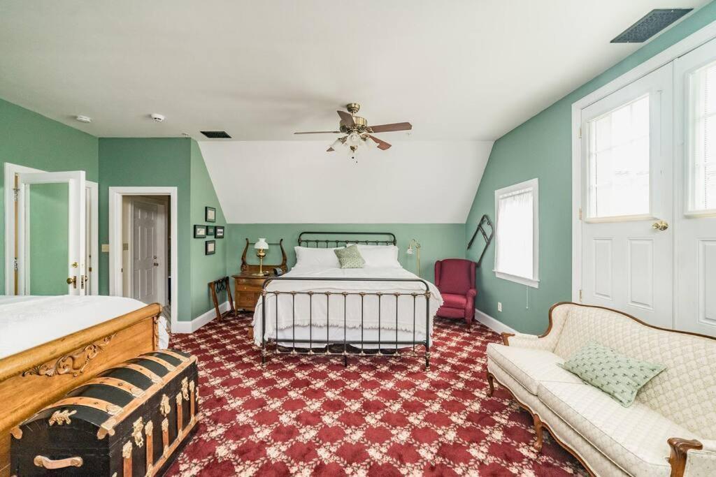 The Long Run - 2 Ca King Sized Beds+ - Sleeps 8-10 Apartment Lynchburg Bagian luar foto