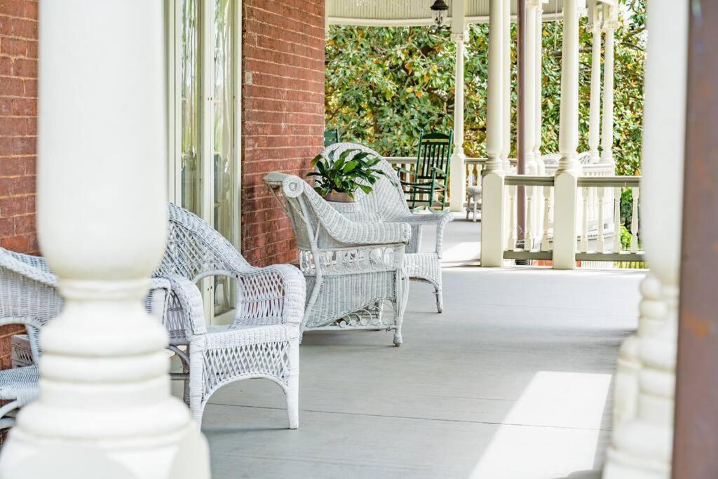 The Long Run - 2 Ca King Sized Beds+ - Sleeps 8-10 Apartment Lynchburg Bagian luar foto