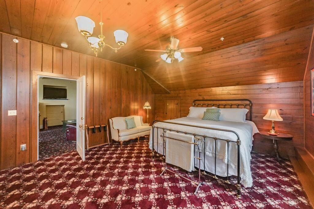 The Long Run - 2 Ca King Sized Beds+ - Sleeps 8-10 Apartment Lynchburg Bagian luar foto